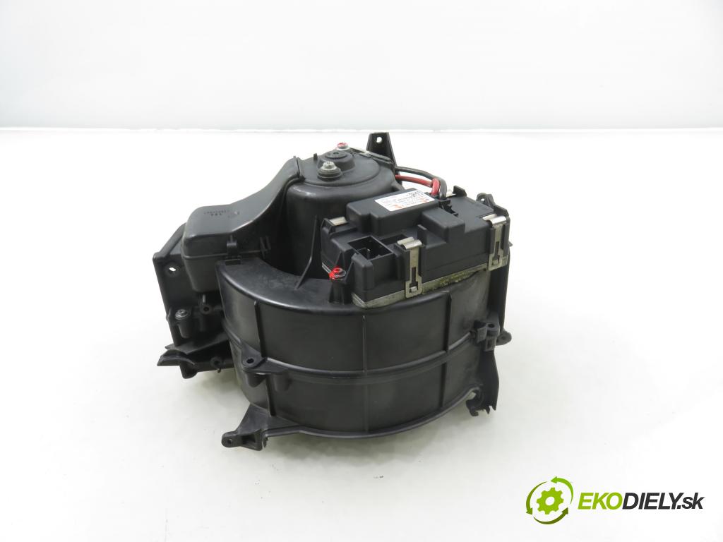 AUDI A6 Avant (4F5, C6) KOMBI 2005 132,00 2.7 TDI - BPP 2698,00 Ventilátor vetráku 4F0820521A ; 4F0910521