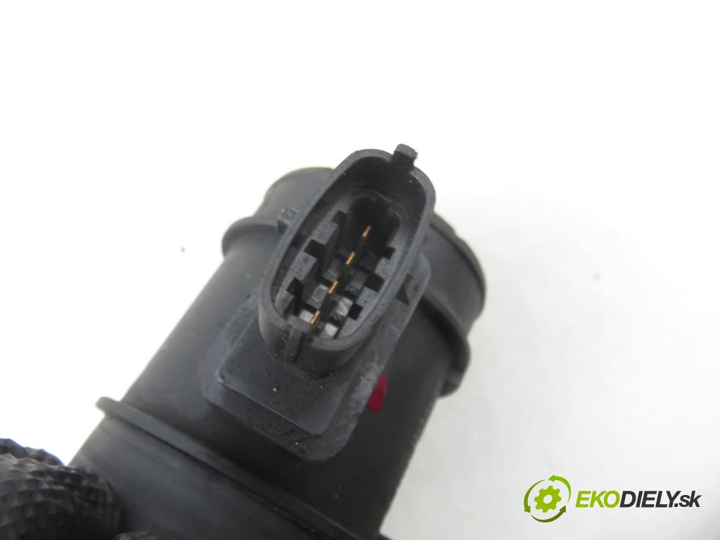OPEL VECTRA C (Z02) LIFTBACK 2006 88,00 1.9 CDTI - Z 19 DT 1910,00 váha vzduchu vzduchu F00C2G7003 ; 55350048 ; 0281002618