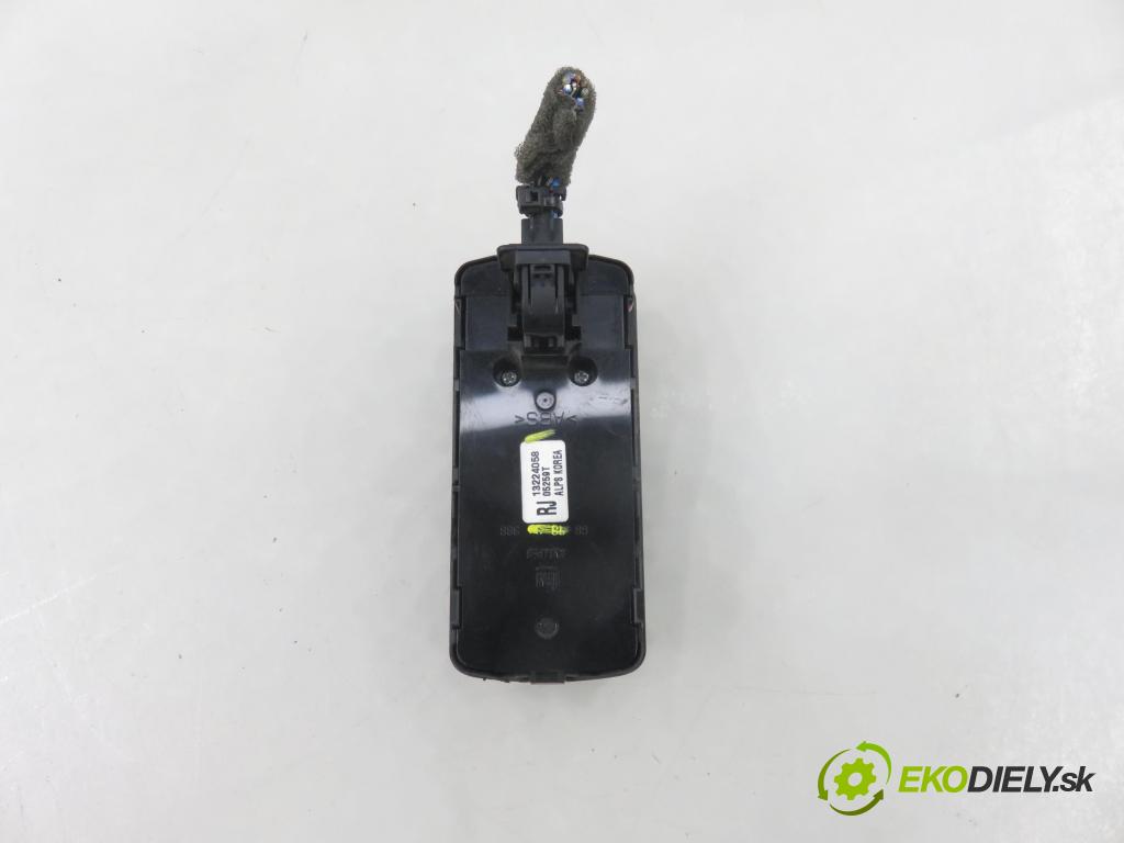 OPEL VECTRA C (Z02) LIFTBACK 2006 88,00 1.9 CDTI 8V 120 - Z 19 DT 1910,00 Panel ovládaní oken 13224058 ; 13224058RJ