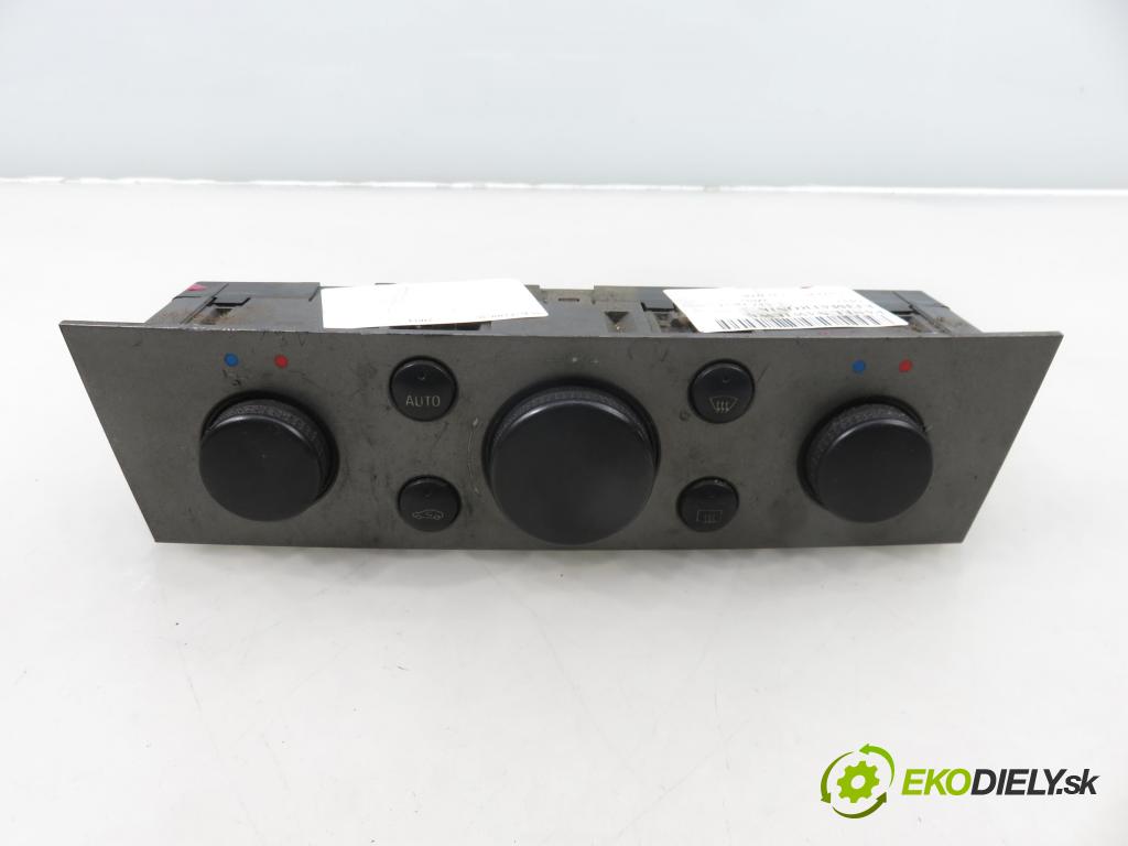 OPEL VECTRA C (Z02) LIFTBACK 2004 92,00 2.2 DTI 16V 125 - Y 22 DTR 2172,00 Panel topení KLIMATIZACE: 13138196