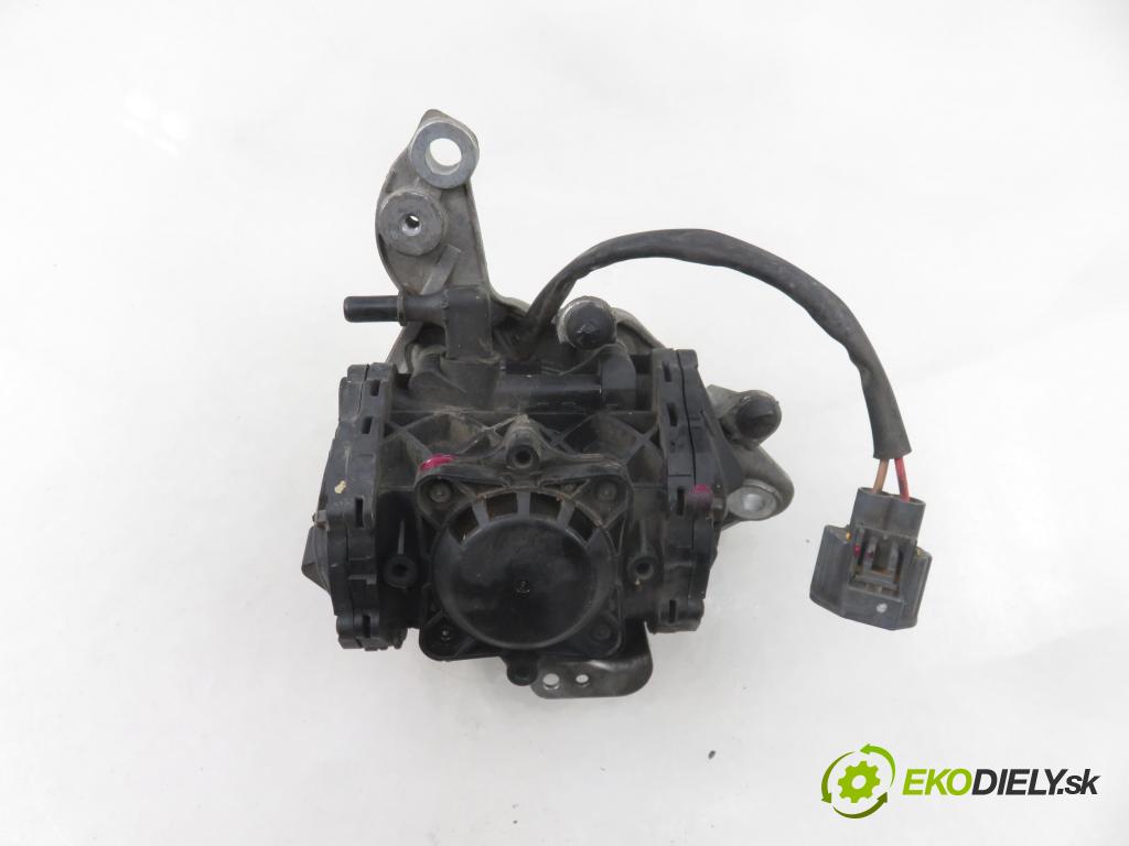 FORD C-MAX II (DXA/CB7, DXA/CEU) MINIVAN 2013 136,00 2.0 Energi 1999,00 pumpa vakuová DG982A451AC