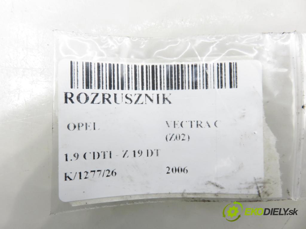 OPEL VECTRA C (Z02) LIFTBACK 2006 88,00 1.9 CDTI - Z 19 DT 1910,00 startér  (Startér)