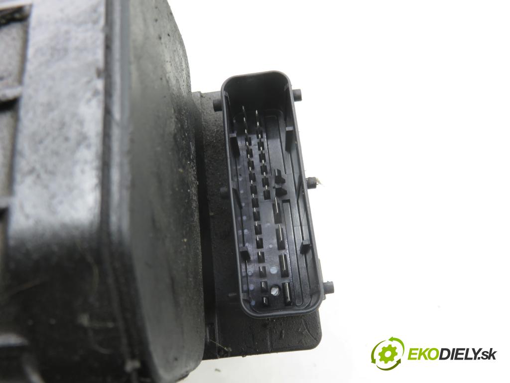 VW PASSAT B5 Variant (3B5) KOMBI 1998 81,00 1.9 TDI - AFN 1896,00 Pumpa ABS 8E0614111AB ; 0273004281 ; 0265216559 (Pumpa ABS)