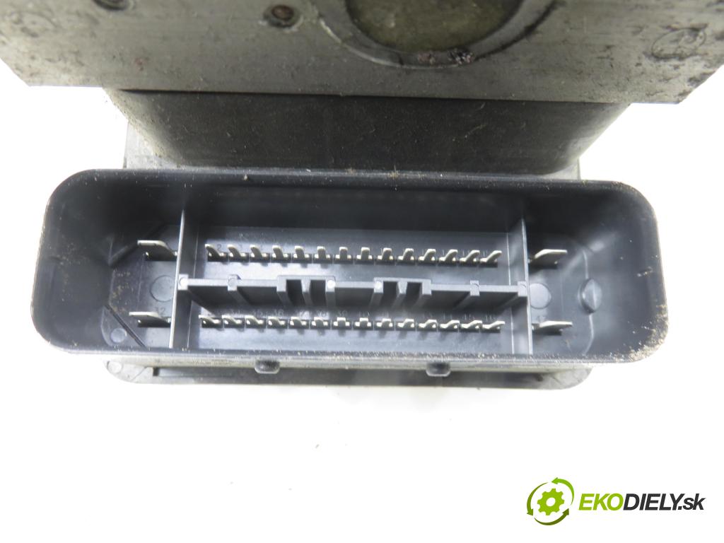 SEAT LEON (1M1) HB 2003 81,00 1.9 TDI 110 - ASV 1896,00 Pumpa ABS 1C0907379L ; 10096003343 ; 1J0614117G (Pumpa ABS)