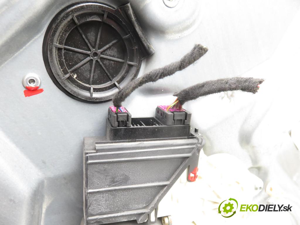SEAT IBIZA III (6L1) HB 2002 55,00 1.4 16V - BBY 1390,00 mechanismus oken PPE 3D 6Q2959801C ; 6L4837752AS