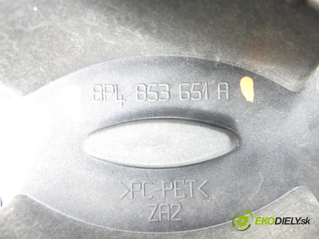 AUDI A3 Sportback (8PA) HB 2006 75,00 1.6 - BSE 1595,00 mřížka / maska 8P4853651A