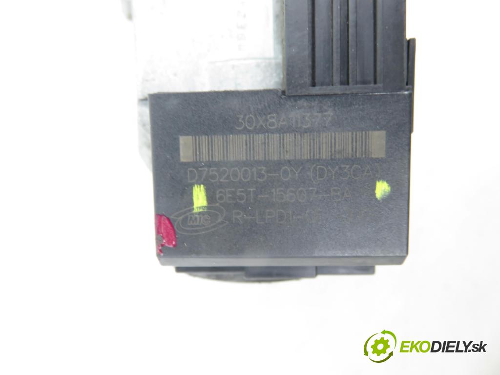 FORD MONDEO IV Turnier (BA7) KOMBI 2009 103,00 2.0 TDCi - QXBA 1997,00 spinačka 3M513F880AD ; 6E5T15607BA (Spínacia skrinka)