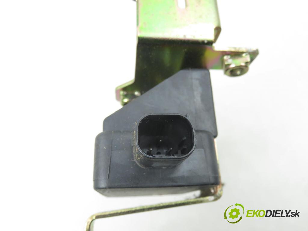 VW SHARAN (7M8, 7M9, 7M6) MINIVAN 2001 85,00 1.9 TDI PD 115 - AUY 1896,00 snímač ESP 7M3907637 ; 1J0907651A ; YM212C184AA