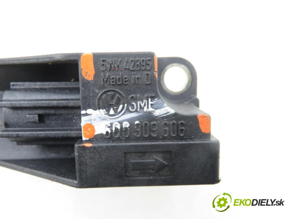 VW SHARAN (7M8, 7M9, 7M6) MINIVAN 2001 85,00 1.9 TDI PD 115 - AUY 1896,00 Snímač nárazu 6Q0909606 ; 5WK42895 (Snímač nárazu)