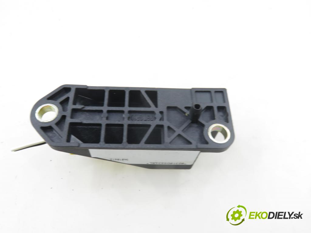 VW SHARAN (7M8, 7M9, 7M6) MINIVAN 2001 85,00 1.9 TDI PD 115 - AUY 1896,00 Snímač nárazu 6Q0909606 ; 5WK42895 (Snímač nárazu)