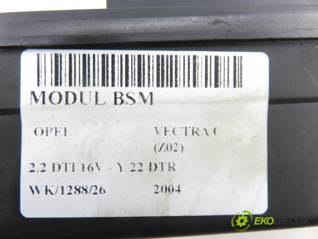 OPEL VECTRA C (Z02) LIFTBACK 2004 92,00 2.2 DTI 16V 125 - Y 22 DTR 2172,00 skříňka POJISTKY: 13170898CQ ; 519067102