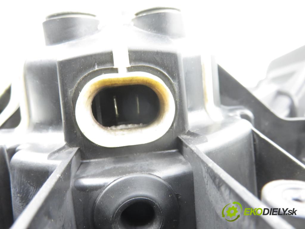 OPEL VECTRA C (Z02) LIFTBACK 2004 92,00 2.2 DTI 16V - Y 22 DTR 2172,00 ventilátor větráku 985852T