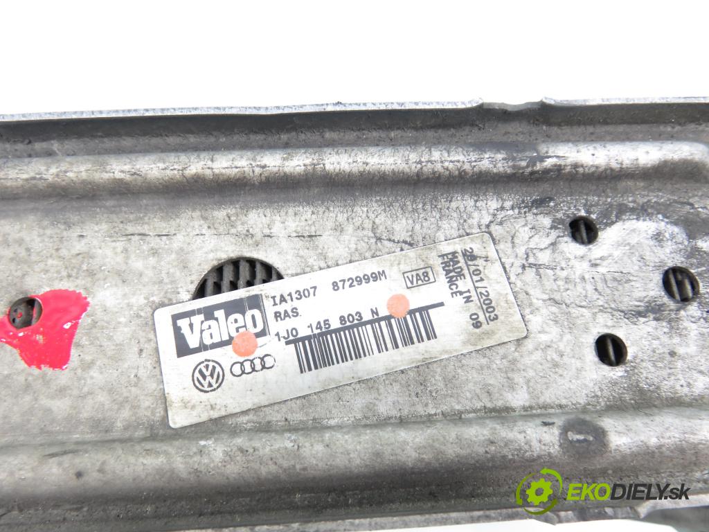 VW GOLF IV (1J1) HB 2003 74,00 1.9 TDI PD 101 - AXR 1896,00 chladič intercooler 1J0145803N