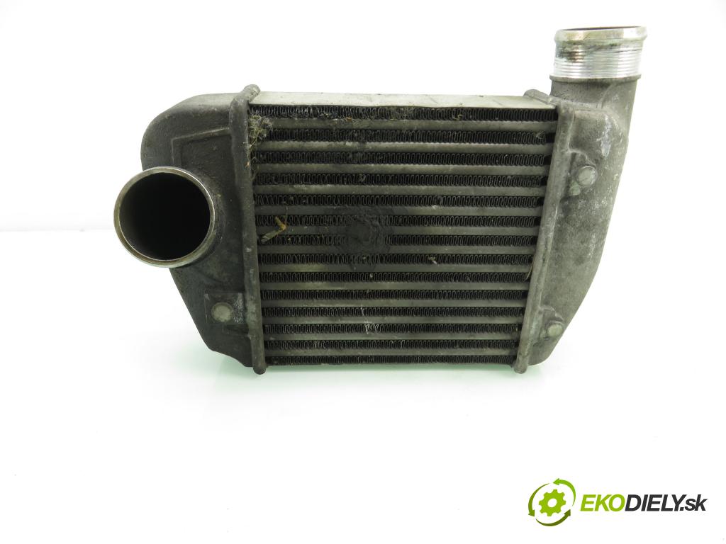 AUDI A6 (4F2, C6) SEDAN 2004 103,00 2.0 TDI - BLB 1968,00 chladič intercooler 4F0145805M