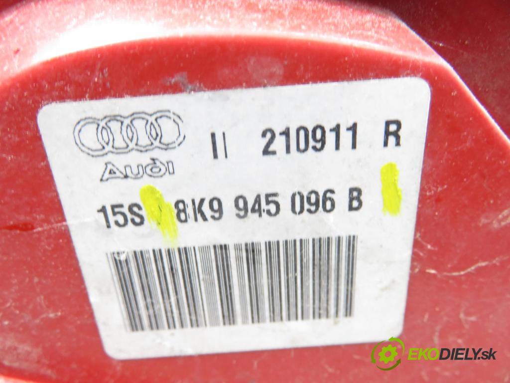 AUDI A4 Avant (8K5, B8) KOMBI 2011 105,00 2.0 TDI - CAGA 1968,00 světlo pravé zadní 8K9945096B