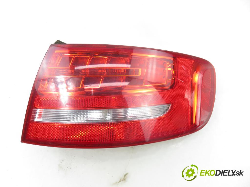 AUDI A4 Avant (8K5, B8) KOMBI 2011 105,00 2.0 TDI - CAGA 1968,00 světlo pravé zadní 8K9945096B