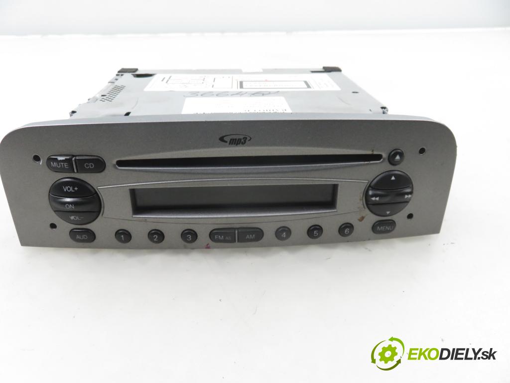 ALFA ROMEO 147 (937_) HB 2006 110,00 1.9 JTDM 16V (937.AXN1B, 937.BXN1B) - 937 A5.000 1910,00 RADIO CD 1560745550