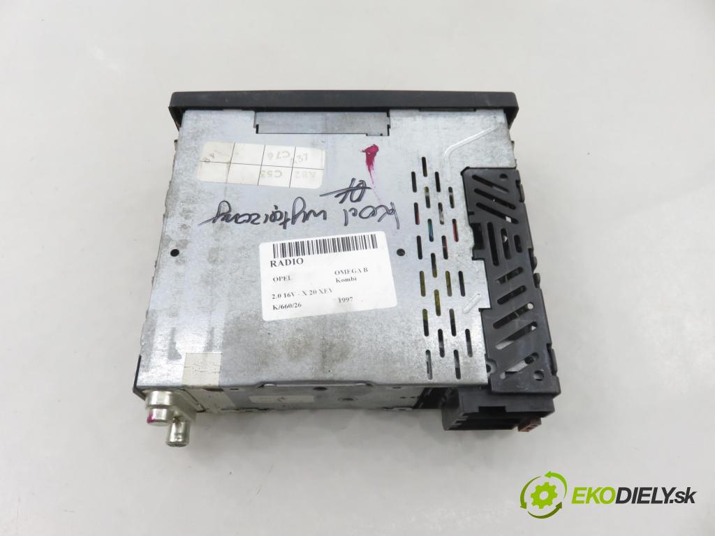 OPEL OMEGA B Kombi (V94) KOMBI 1997 100,00 2.0 16V - X 20 XEV 1998,00 RADIO modul