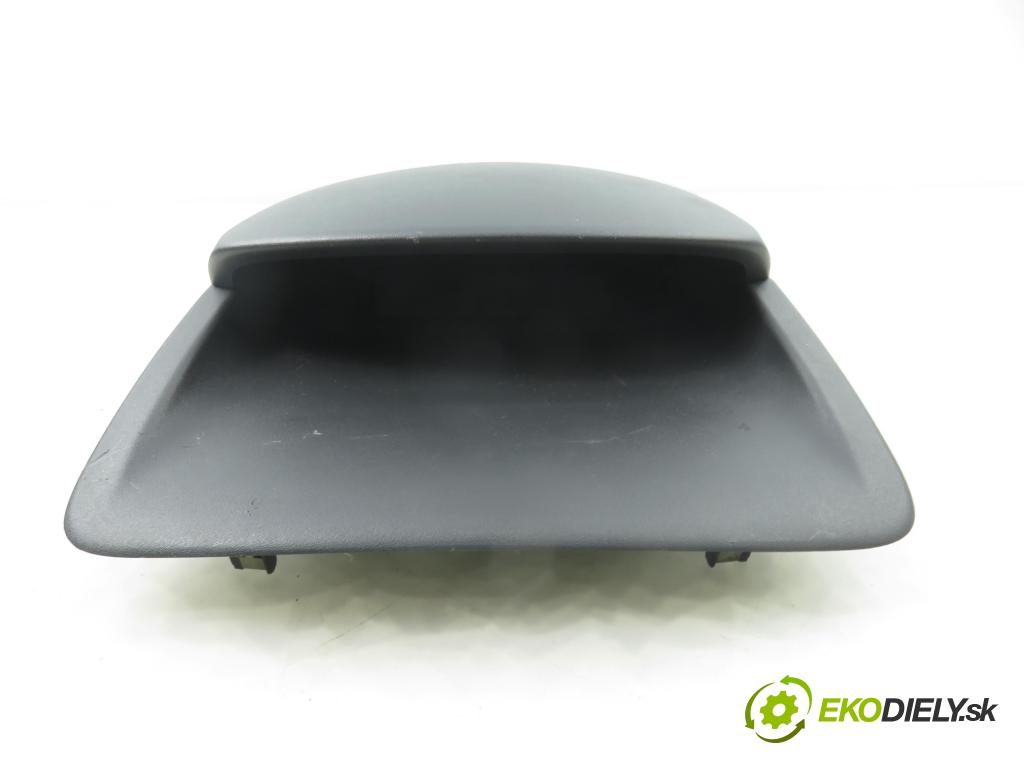 RENAULT CLIO III (BR0/1, CR0/1) HB 2005 55,00 1.2 16V 75 - D4F 740 1149,00 ZOBRAZIT: 8200307273C