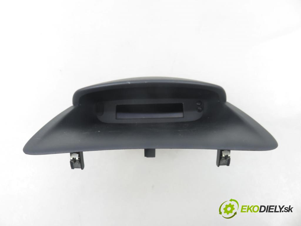 RENAULT CLIO III (BR0/1, CR0/1) HB 2005 55,00 1.2 16V 75 - D4F 740 1149,00 ZOBRAZIT: 8200307273C