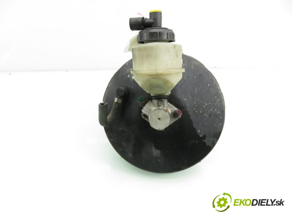 RENAULT SCENIC I (JA0/1_) MINIVAN 2000 75,00 1.9 dCi 102 - F9Q 732 1870,00 posilovač 7700428596 ; 03776251014 (Servočerpadlo)