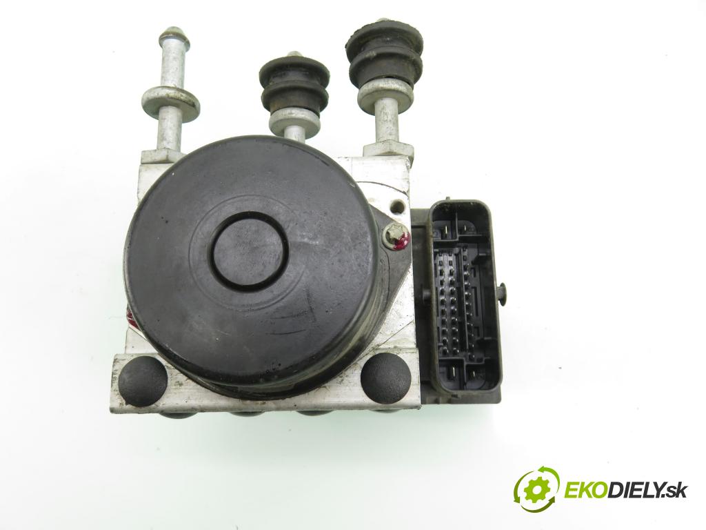 VW POLO (6R, 6C) HB 2009 55,00 1.6 TDI - CAYA 1598,00 pumpa ABS 0265800912 ; 6R0614117R ; 6R0907379AC (Pumpa ABS)