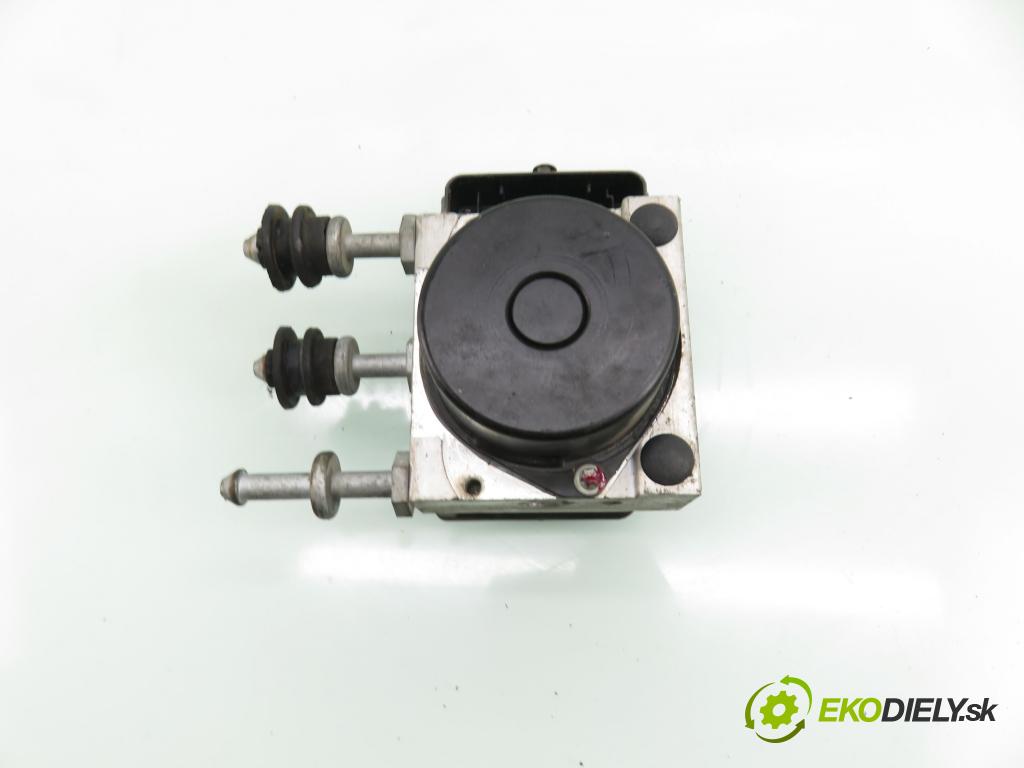 VW POLO (6R, 6C) HB 2009 55,00 1.6 TDI - CAYA 1598,00 pumpa ABS 0265800912 ; 6R0614117R ; 6R0907379AC (Pumpa ABS)