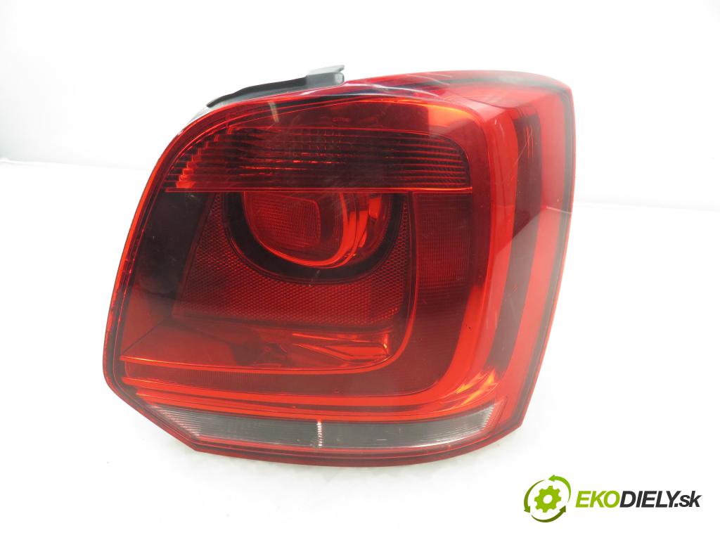 VW POLO (6R, 6C) HB 2009 55,00 1.6 TDI - CAYA 1598,00 světlo pravé zadní 6R0945096A