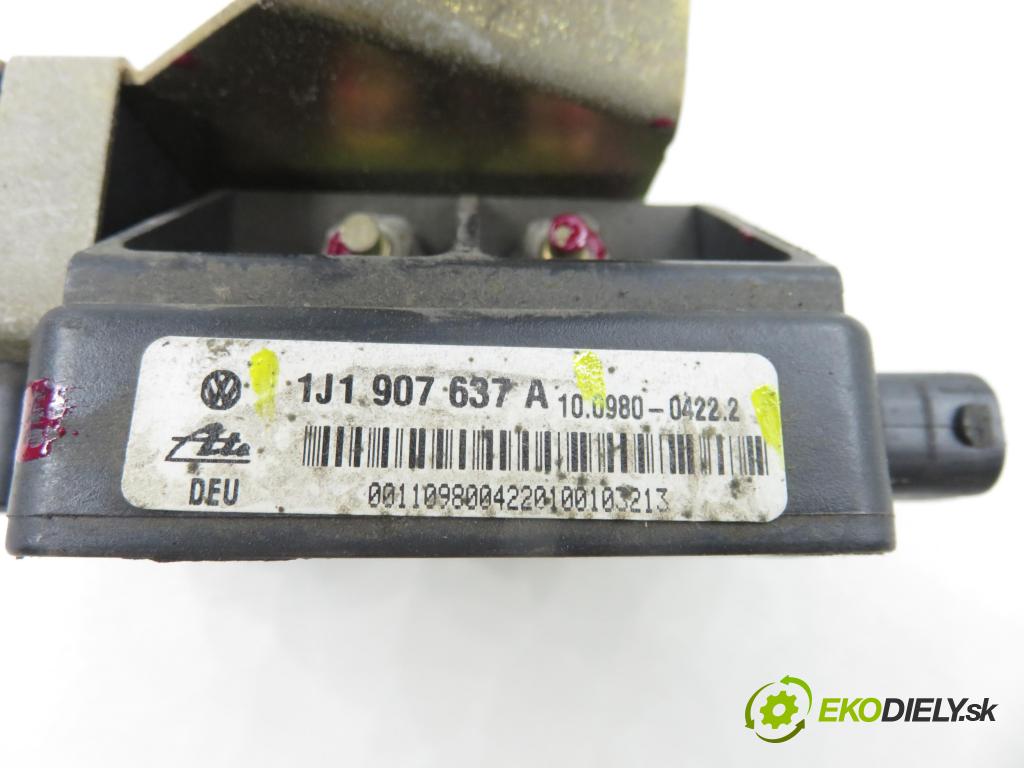 VW GOLF IV (1J1) HB 2000 77,00 1.6 16V - ATN 1598,00 snímač ESP 1J0907657A ; 1J1907637A ; 1J0907651A