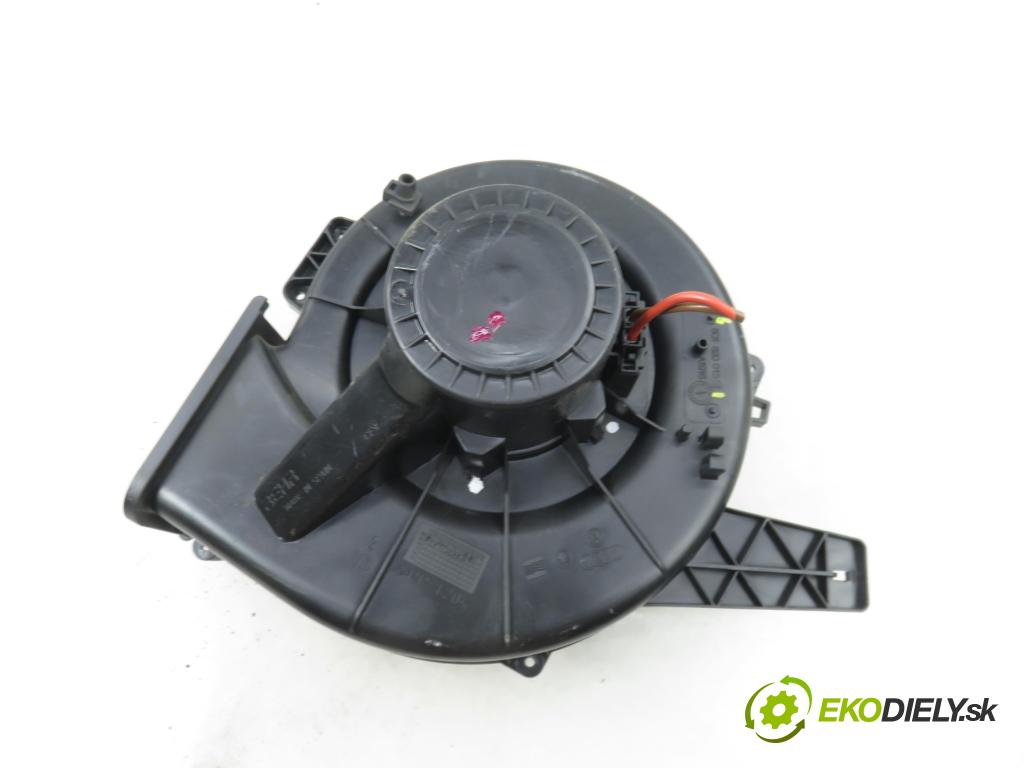 VW POLO (6R, 6C) HB 2009 55,00 1.6 TDI - CAYA 1598,00 Ventilátor vetráku 6Q1820015H