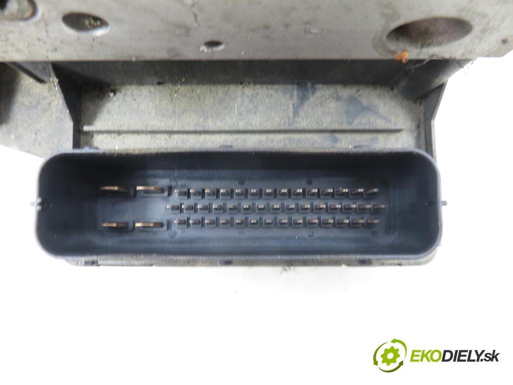 VW GOLF IV (1J1) HB 2000 77,00 1.6 16V - ATN 1598,00 pumpa ABS 10094703073 ; 1C0907379 ; 6X0614517 (Pumpa ABS)