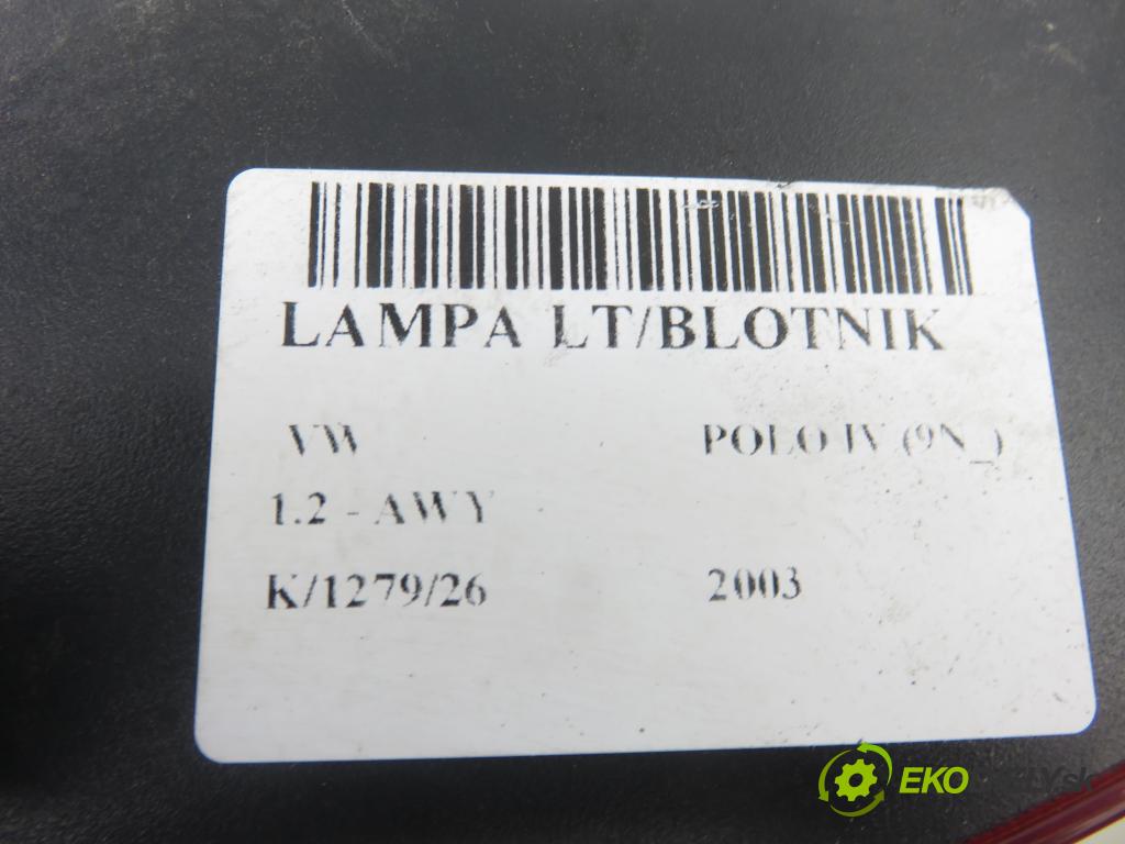 VW POLO (9N_) HB 2003 40,00 1.2 6V 54 - AWY 1198,00 světlo levé zadní 6Q6945095G ; 6Q6945111A