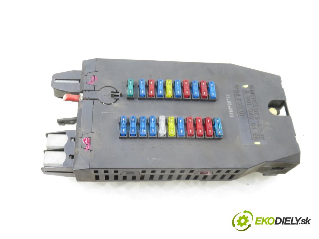 MERCEDES-BENZ SPRINTER 3-t Skrzynia (903) FURGON 2003 60,00 308 CDI - OM 611.987 2148,00 skříňka POJISTKY: 9015400150
