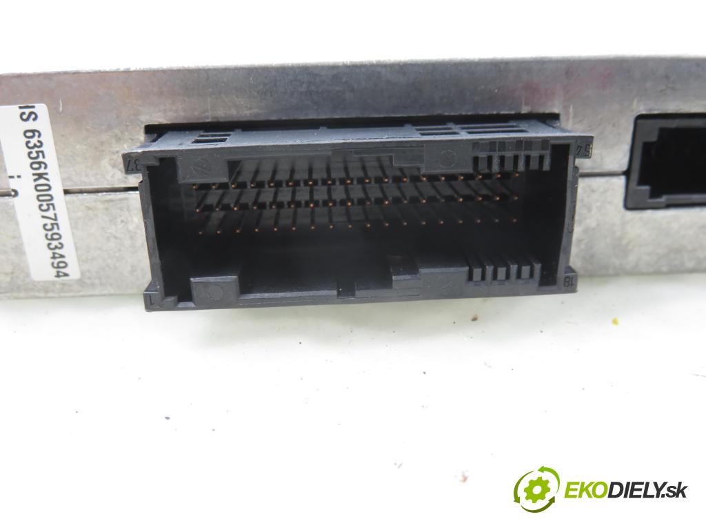 AUDI A6 Avant (4F5, C6) KOMBI 2005 132,00 2.7 TDI - BPP 2698,00 MODUL BLUETOOTH 4E0910336F ; 4E0862335