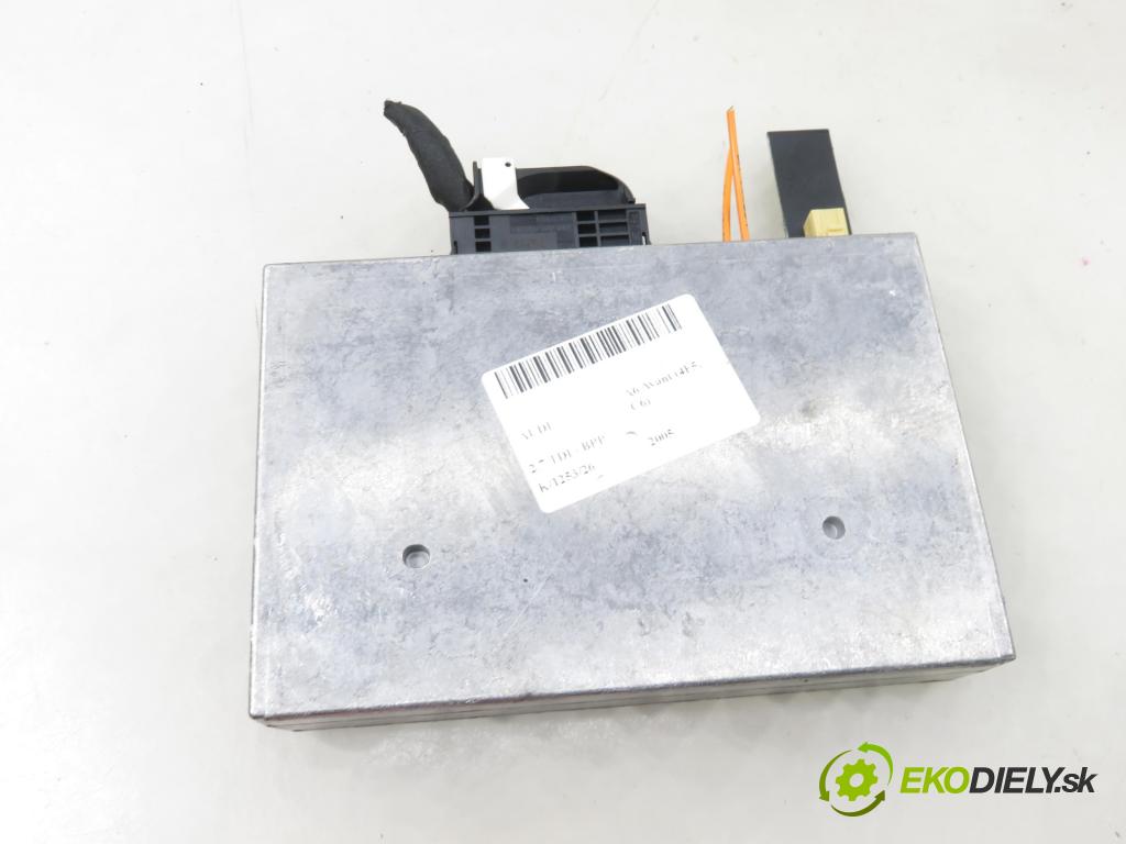 AUDI A6 Avant (4F5, C6) KOMBI 2005 132,00 2.7 TDI - BPP 2698,00 MODUL BLUETOOTH 4E0910336F ; 4E0862335