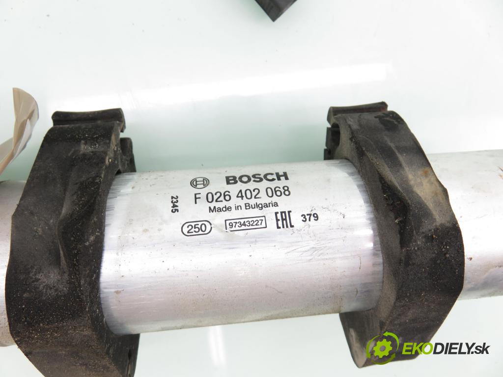 AUDI A4 (8K2, B8) SEDAN 2009 105,00 2.0 TDI - CAGA 1968,00 pumpa paliva 8K0906095 ; 75010300