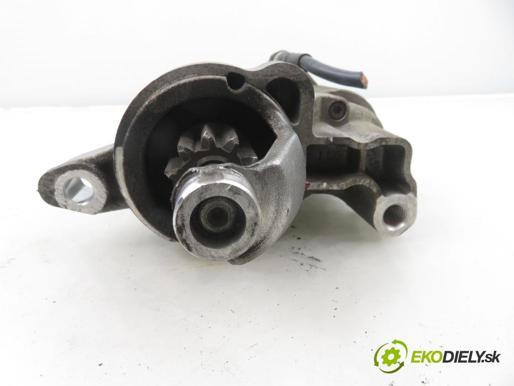 AUDI A4 (8K2, B8) SEDAN 2009 105,00 2.0 TDI - CAGA 1968,00 Štartér 03L911021C ; 0001115082 ; 0001115083 (Štartér)