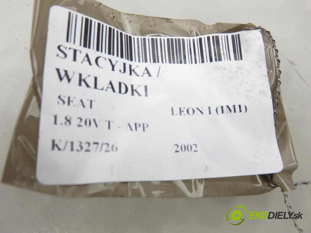 SEAT LEON (1M1) HB 2002 132,00 1.8 20V T - APP 1781,00 spinačka 4B0905851B (Spínacia skrinka)