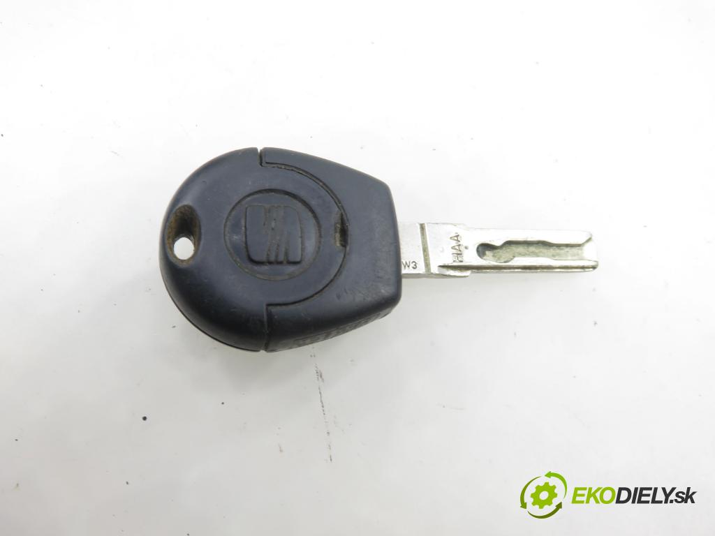 SEAT LEON (1M1) HB 2002 132,00 1.8 20V T - APP 1781,00 spinačka 4B0905851B (Spínacia skrinka)