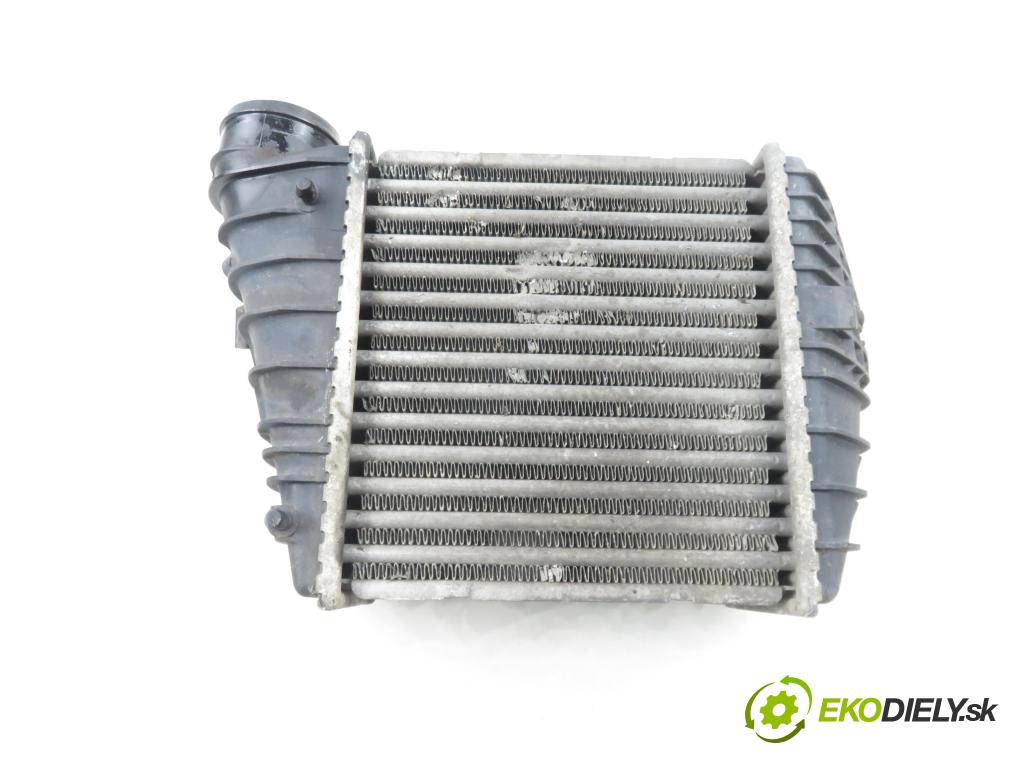 SEAT LEON (1M1) HB 2002 132,00 1.8 20V T - APP 1781,00 chladič intercooler 1J0145803A