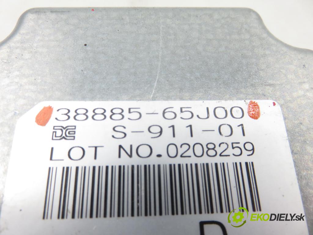 SUZUKI GRAND VITARA II (JT, TE, TD) SUV 2007 95,00 1.9 DDiS 129 4x4 - F9Q 264 1870,00 MODUL 3888565J00