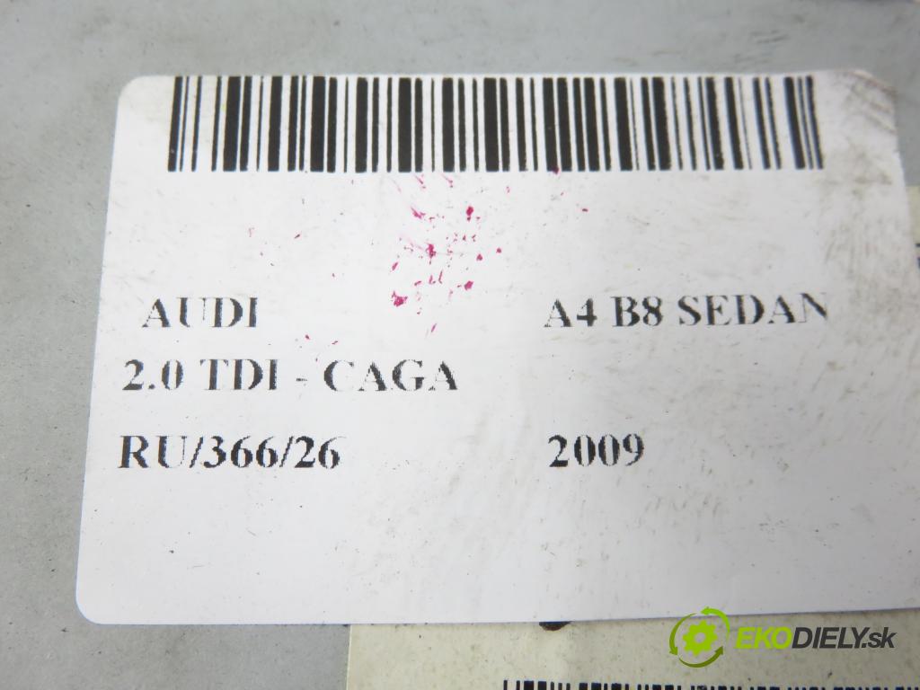 AUDI A4 (8K2, B8) SEDAN 2009 105,00 2.0 TDI - CAGA 1968,00 měnič CD 8T1035110C