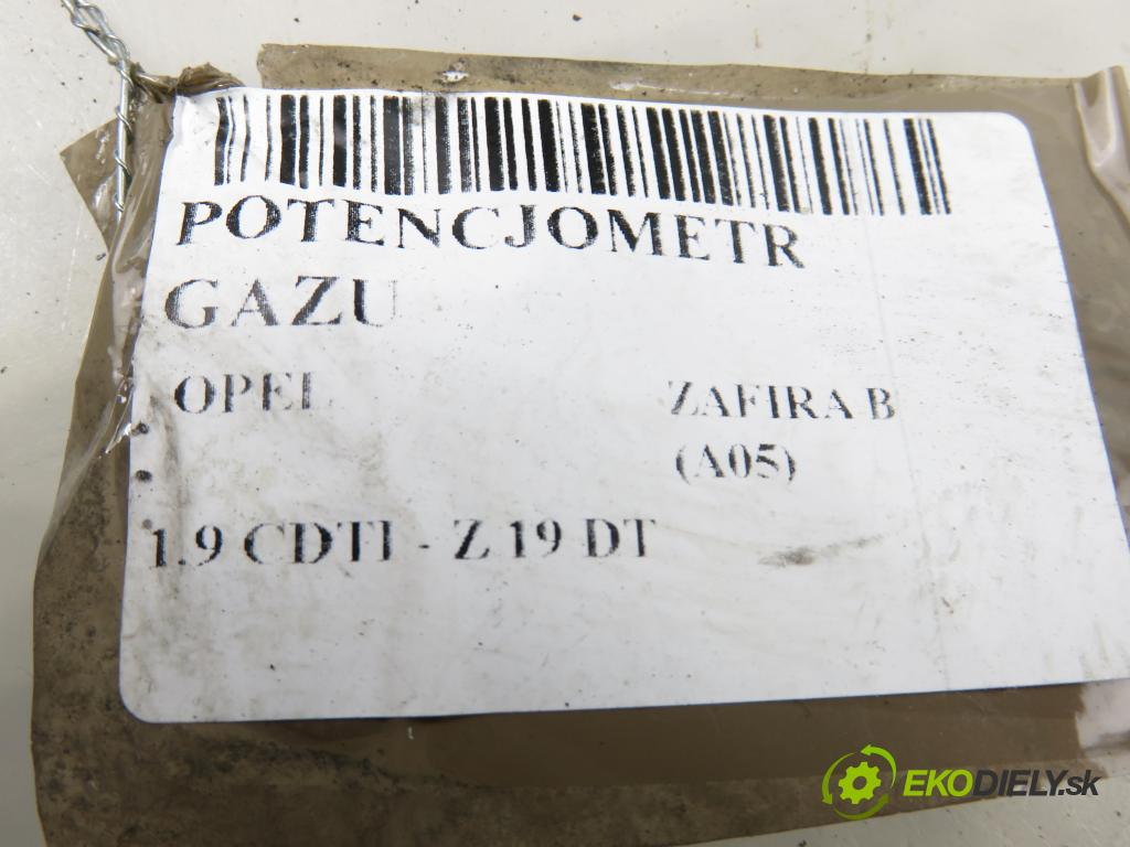 OPEL ZAFIRA B (A05) MINIVAN 2007 88,00 1.9 CDTI 8V 120 - Z 19 DT 1910,00 Potenciometer plynu 13125115ZE (Potenciometer plynového pedálu)