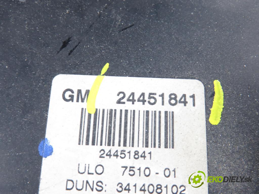 OPEL ZAFIRA B (A05) MINIVAN 2007 88,00 1.9 CDTI 8V 120 - Z 19 DT 1910,00 světlo levé zadní 24451841