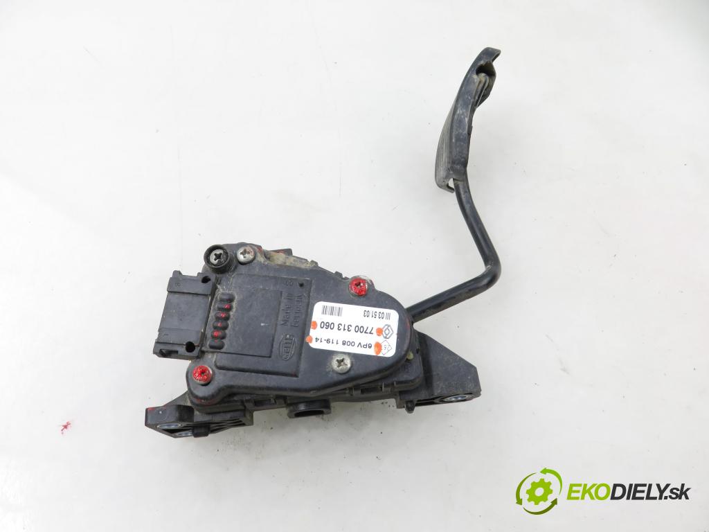 RENAULT TRAFIC II Autobus (JL) BUS 2004 74,00 1.9 dCI 100 (JL0C) - F9Q 760 1870,00 Potenciometer plynu 6PV00811914 ; 7700313060 (Potenciometer plynového pedálu)