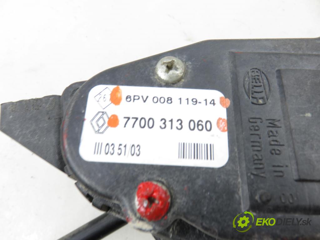 RENAULT TRAFIC II Autobus (JL) BUS 2004 74,00 1.9 dCI 100 (JL0C) - F9Q 760 1870,00 Potenciometer plynu 6PV00811914 ; 7700313060 (Potenciometer plynového pedálu)