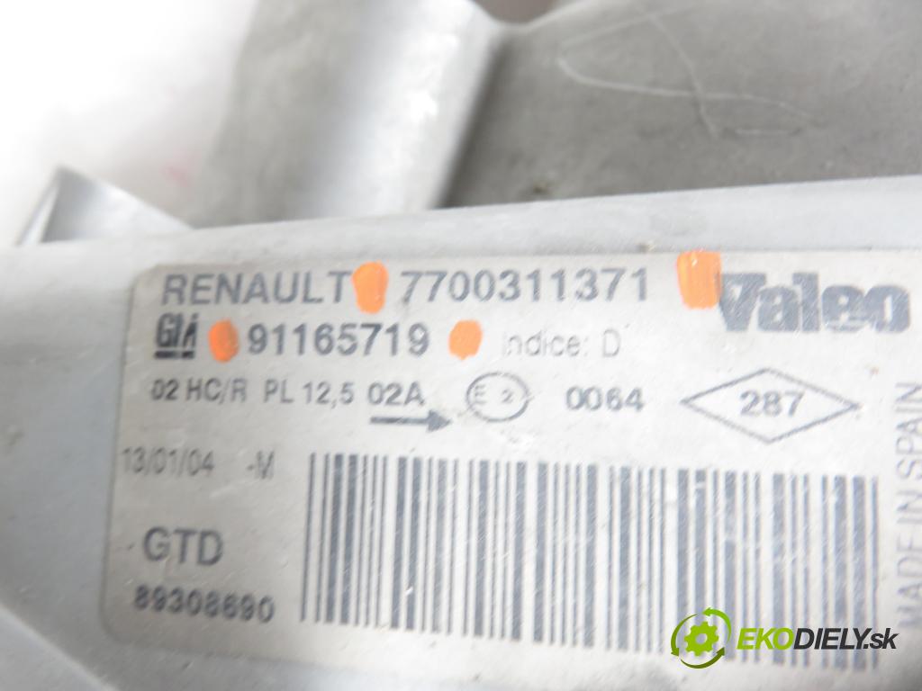 RENAULT TRAFIC II Autobus (JL) BUS 2004 74,00 1.9 dCI 100 (JL0C) - F9Q 760 1870,00 světlo LP 7700311371 ; 91165719