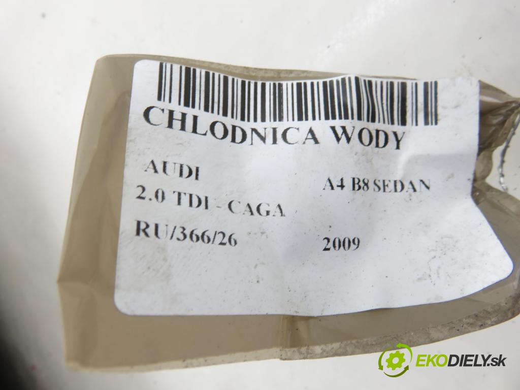 AUDI A4 (8K2, B8) SEDAN 2009 105,00 2.0 TDI - CAGA 1968,00 chladič vody 8K0121251R