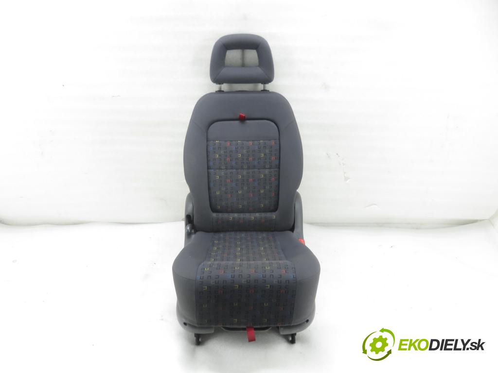 VW SHARAN (7M8, 7M9, 7M6) MINIVAN 2001 85,00 1.9 TDI PD 115 - AUY 1896,00 Sedadlo 2 rad pravy