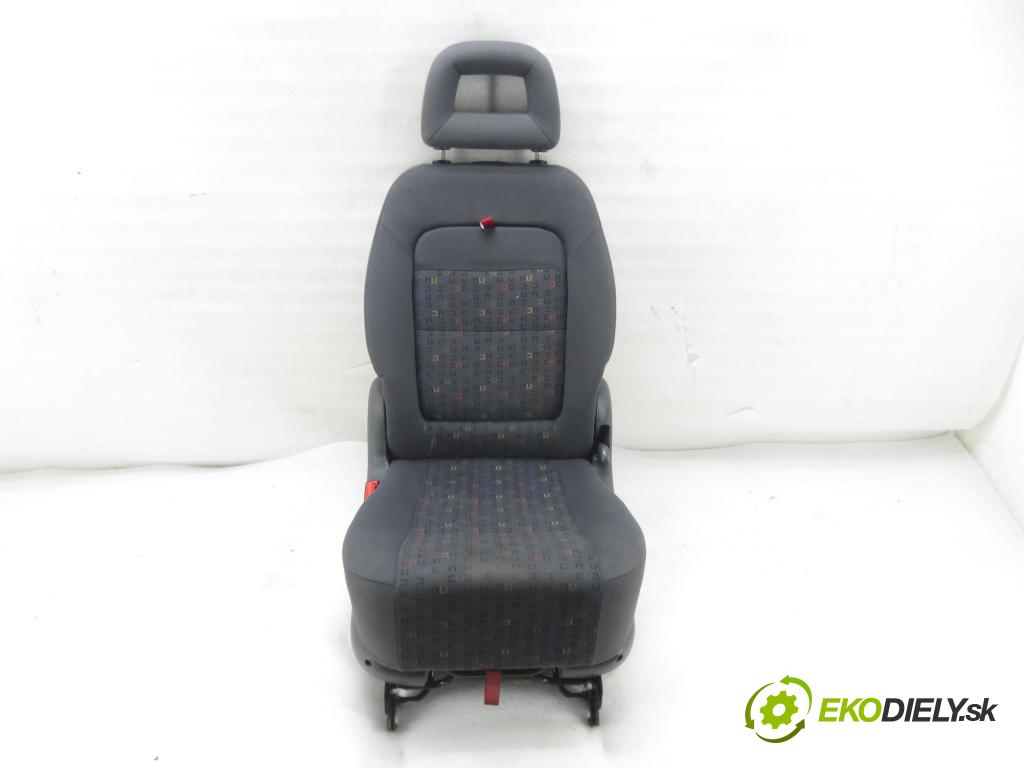 VW SHARAN (7M8, 7M9, 7M6) MINIVAN 2001 85,00 1.9 TDI PD 115 - AUY 1896,00 Sedadlo 2 rad ľavy